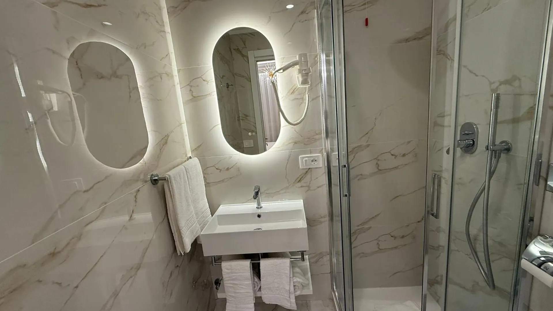 Lumi Hotel 罗马