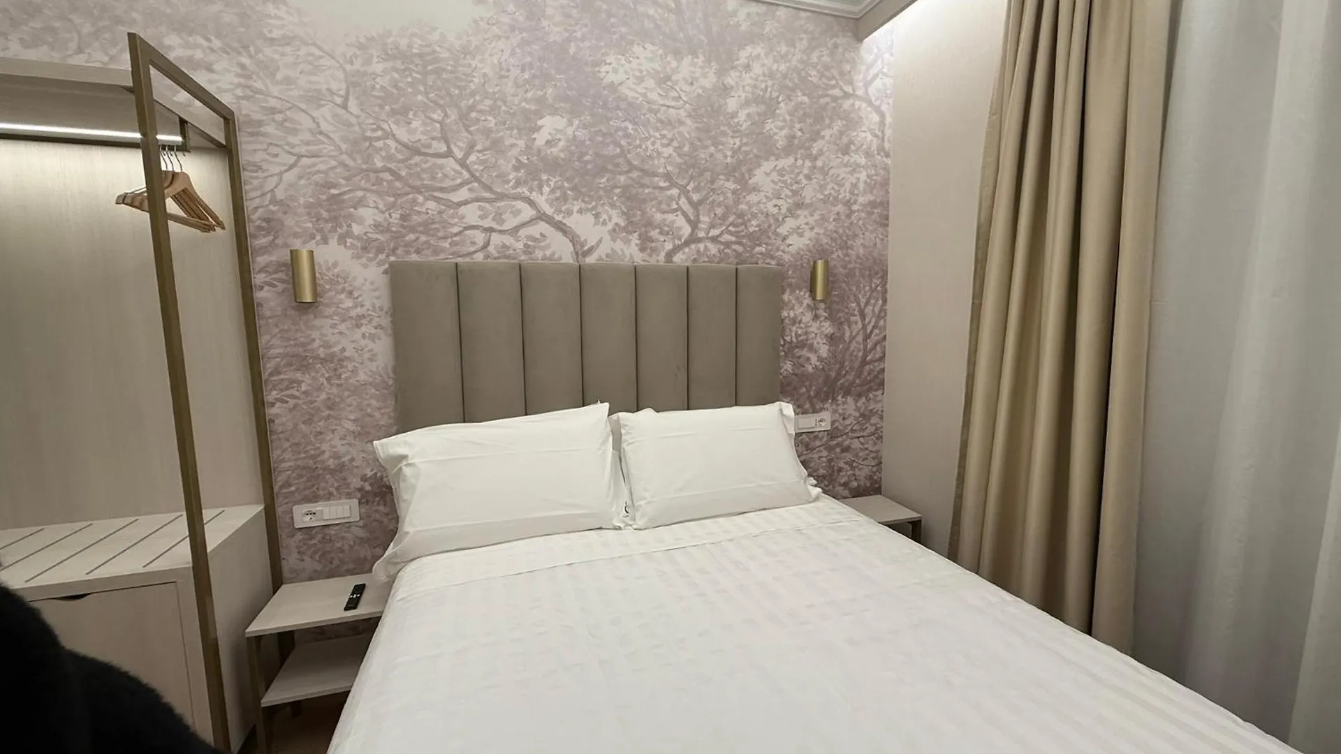 Lumi Hotel 罗马 意大利