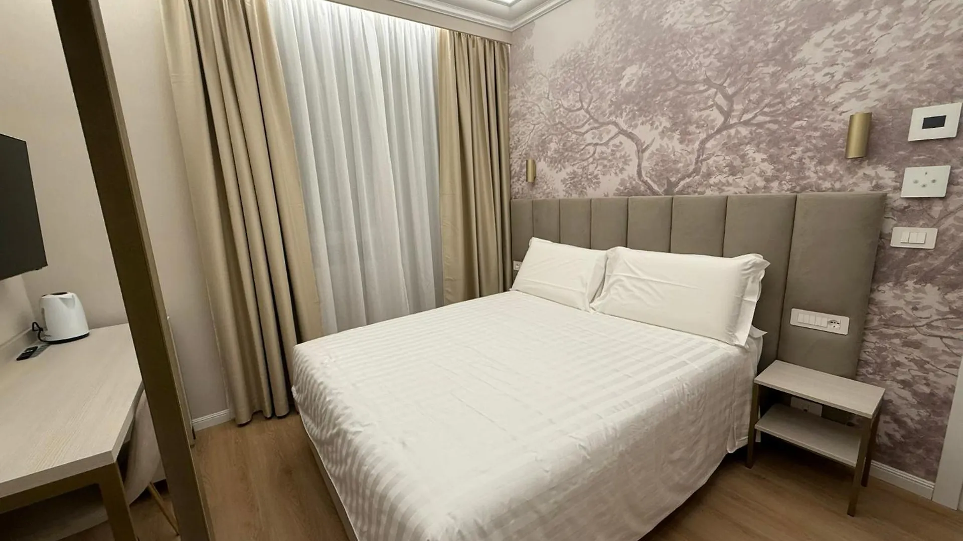Lumi Hotel 罗马