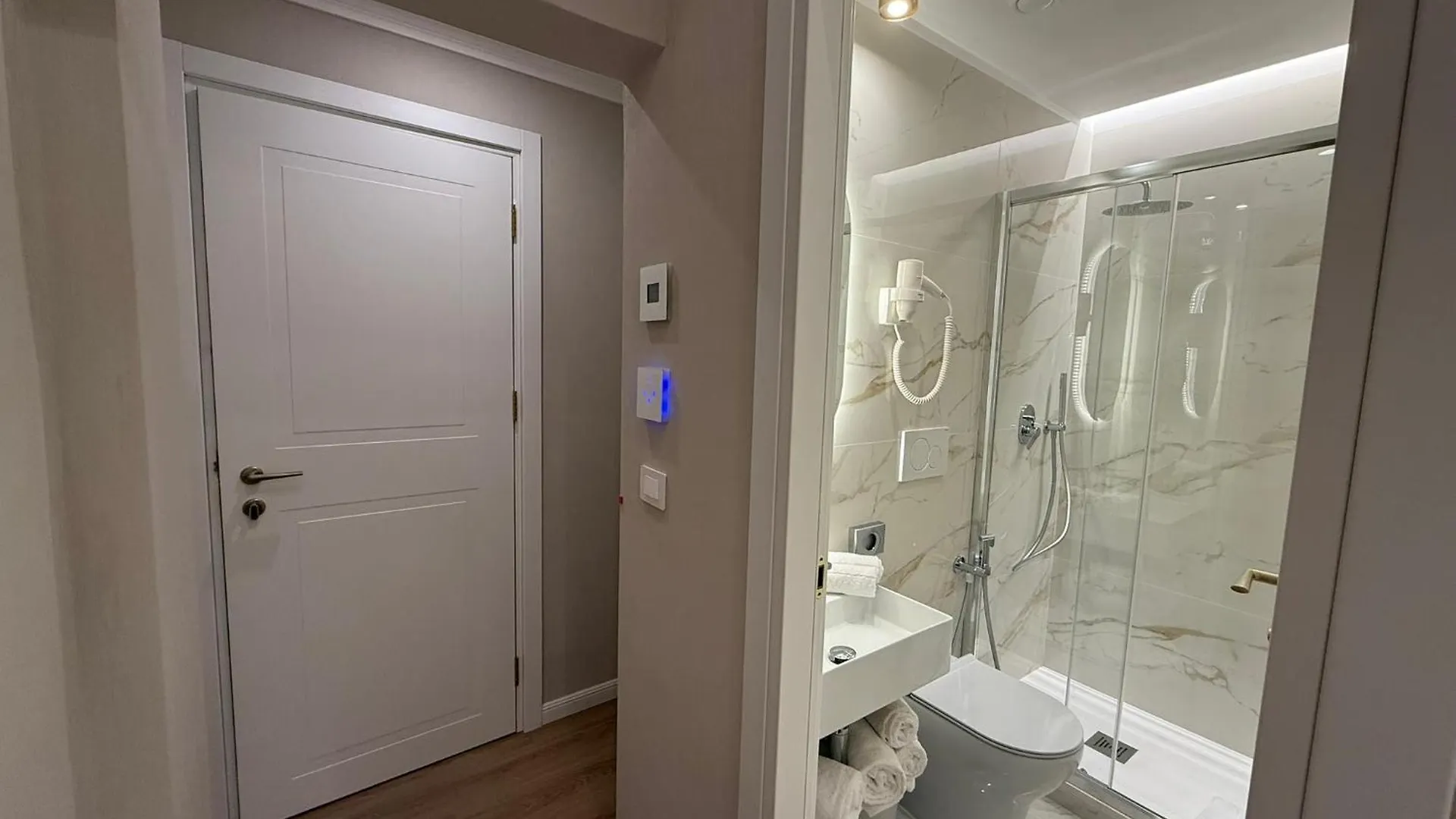 Lumi Hotel Rome