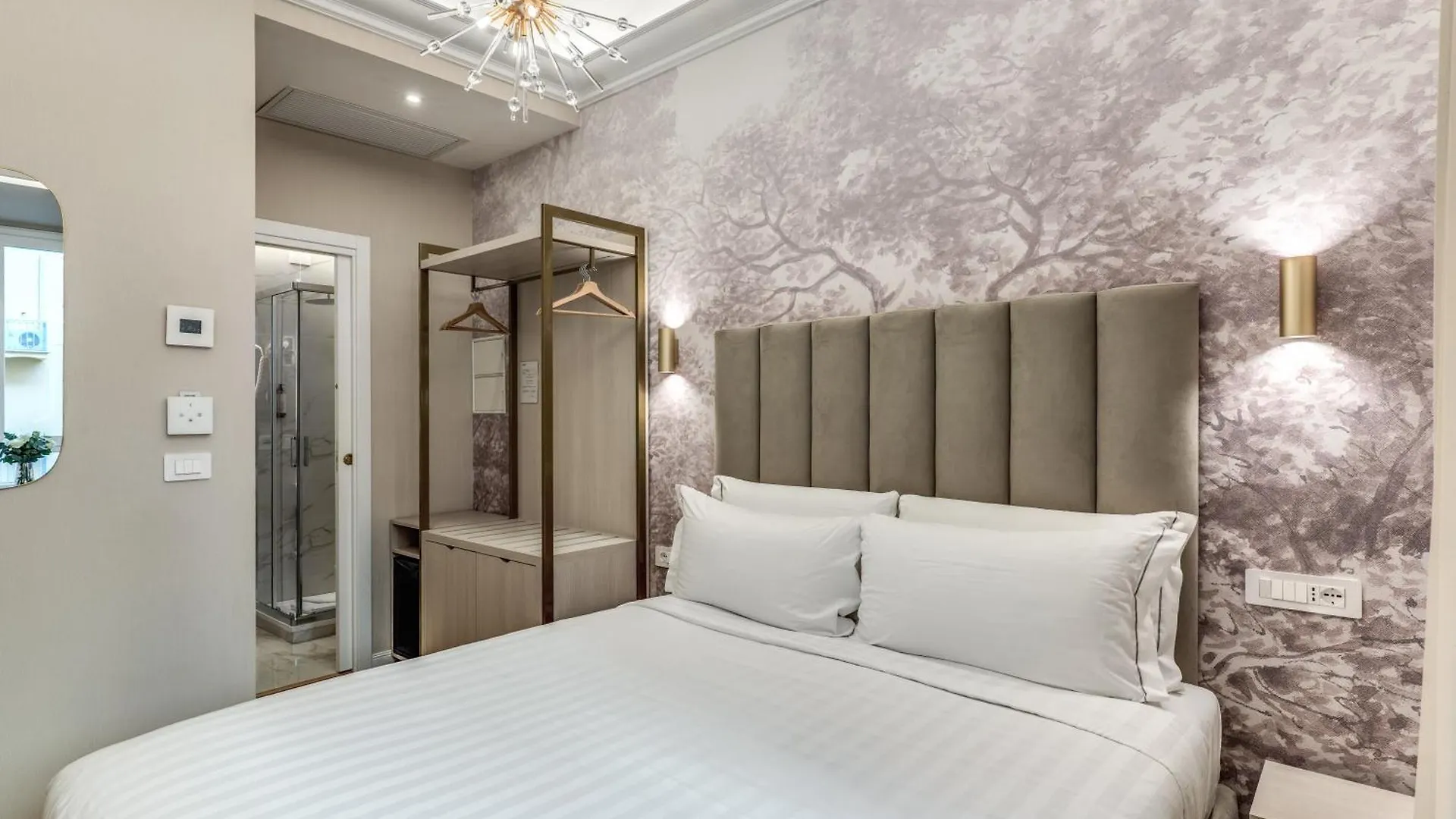 Lumi Hotel Rome Italy