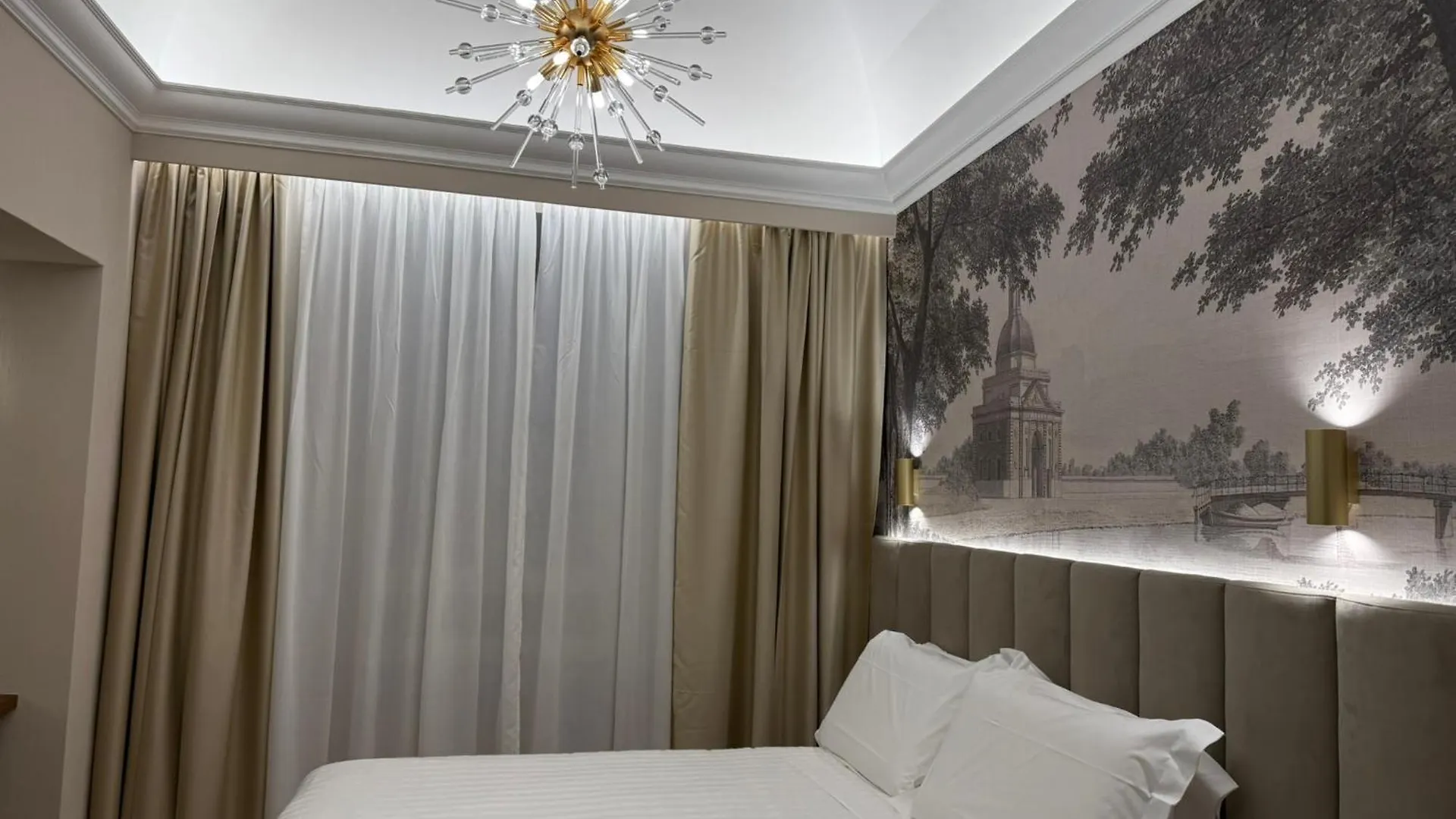Lumi Hotel Rzym 0*,